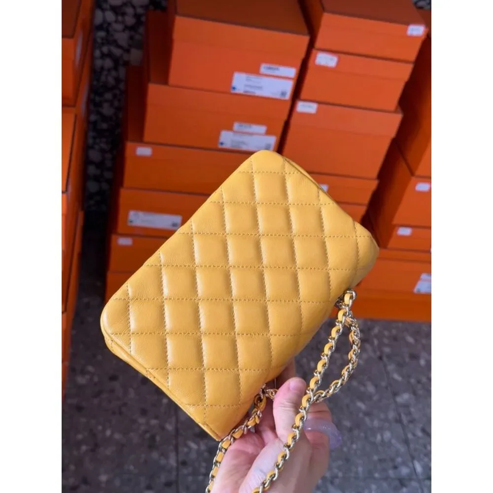 Chanel Women Pre-Loved Bag Brand New Condition